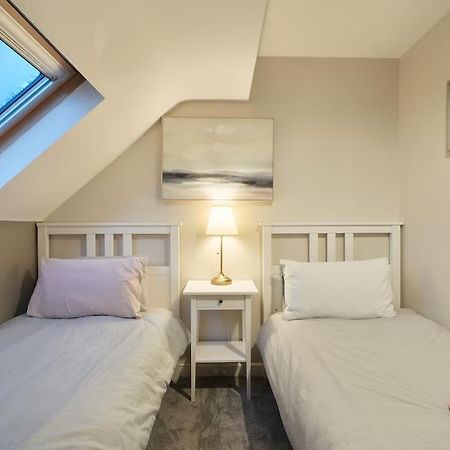 Stradbroke House - 5 Bed Townhouse, Sleeps 11, Great For Group Stays & Workers, Free Parking & Netflix - Hosted By Stay Host Save Sheffield Exterior photo