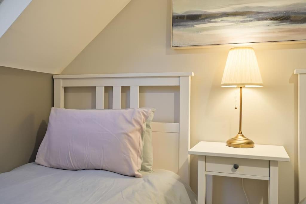 Stradbroke House - 5 Bed Townhouse, Sleeps 11, Great For Group Stays & Workers, Free Parking & Netflix - Hosted By Stay Host Save Sheffield Exterior photo