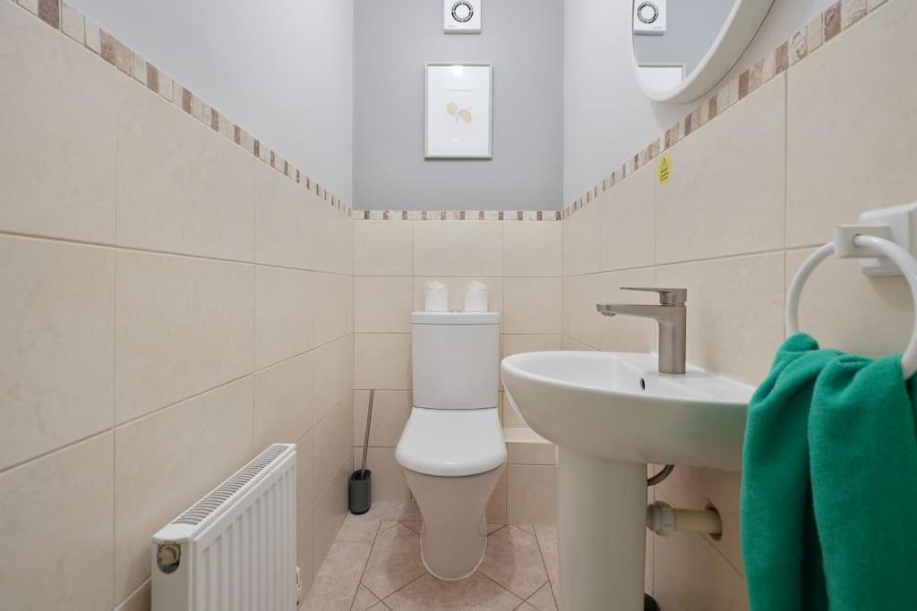 Stradbroke House - 5 Bed Townhouse, Sleeps 11, Great For Group Stays & Workers, Free Parking & Netflix - Hosted By Stay Host Save Sheffield Exterior photo