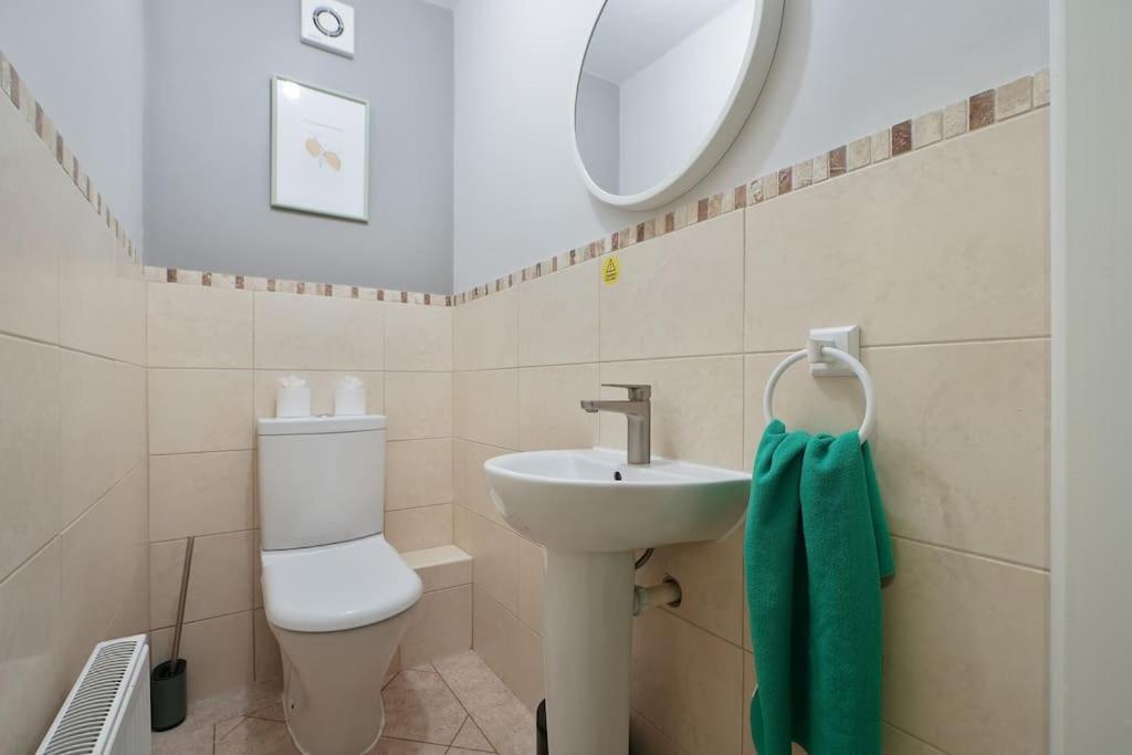 Stradbroke House - 5 Bed Townhouse, Sleeps 11, Great For Group Stays & Workers, Free Parking & Netflix - Hosted By Stay Host Save Sheffield Exterior photo
