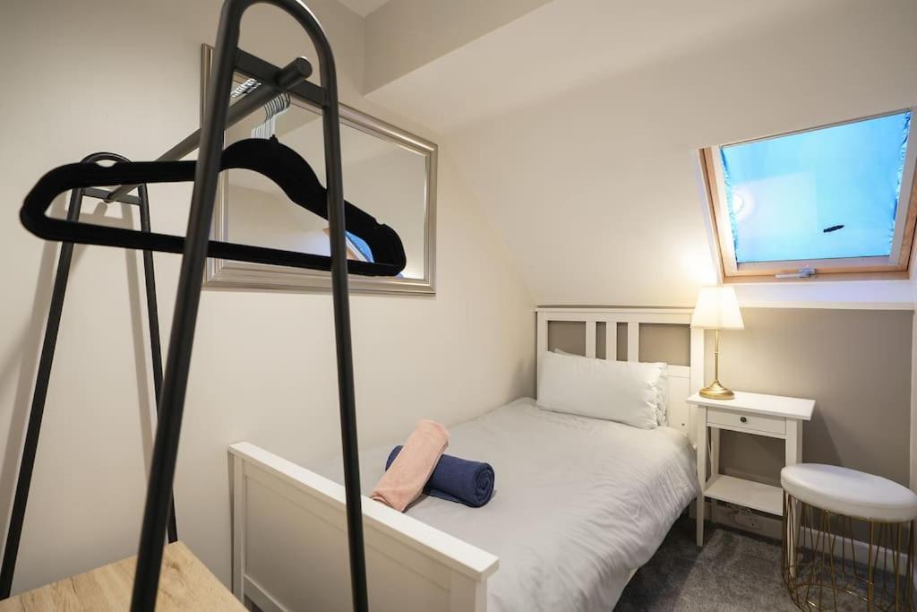 Stradbroke House - 5 Bed Townhouse, Sleeps 11, Great For Group Stays & Workers, Free Parking & Netflix - Hosted By Stay Host Save Sheffield Exterior photo